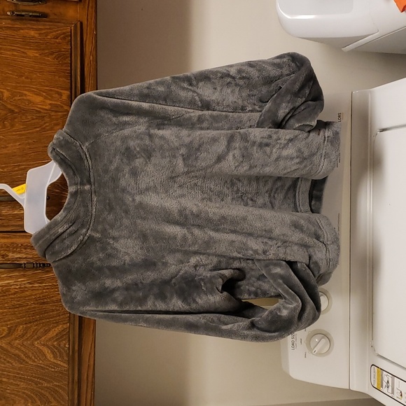 Hollister Pull over Fleece Sweater (M) - Picture 2 of 7